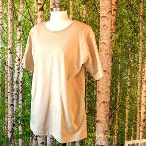 Take up space.  Oversized big shoulder pad tee from Erika & Co.